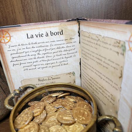 Le Repaire Des Pirates Logement Magique Sainte-Croix-en-Plaine Eksteriør billede
